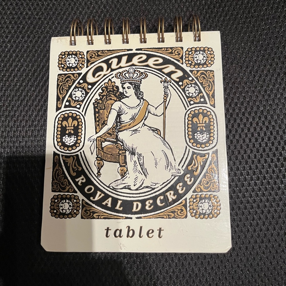 New Queen Notepad